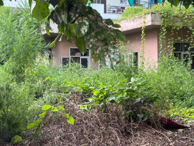House for sale in Hariana