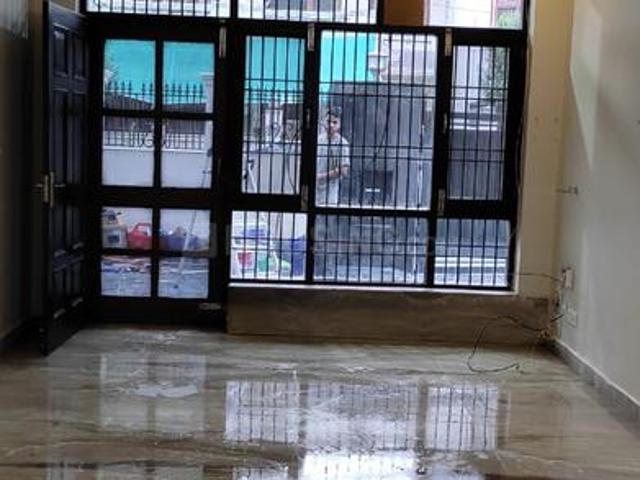 House for rent in Hariana