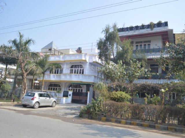 House for rent in Hariana