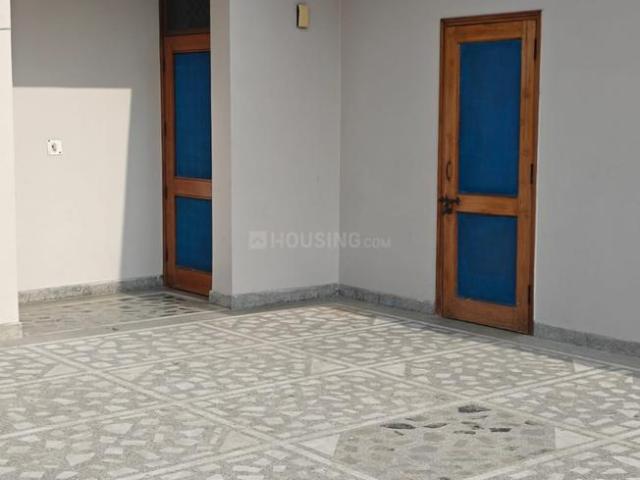 House for rent in Sector 61, Noida