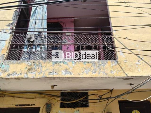 House for sale in North East Delhi, Deri
