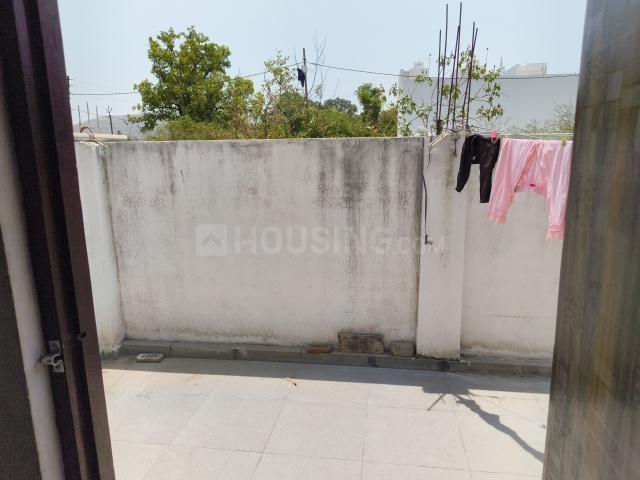 House for rent in Madya