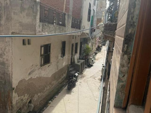 House for sale in Central Delhi, Deri