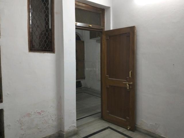 House for rent in North East Delhi, Deri