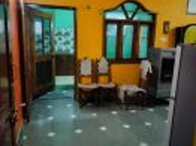 Property for rent in Madya