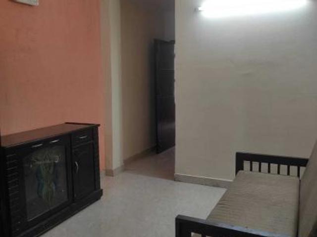 Property for rent in Deri