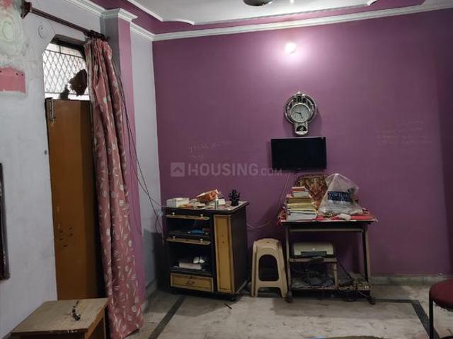 Flat for sale in West Delhi, Deri