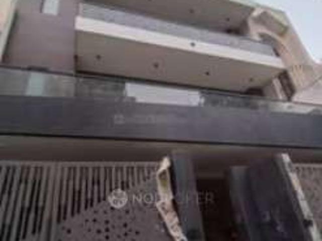 Property for rent in North West Delhi, Deri