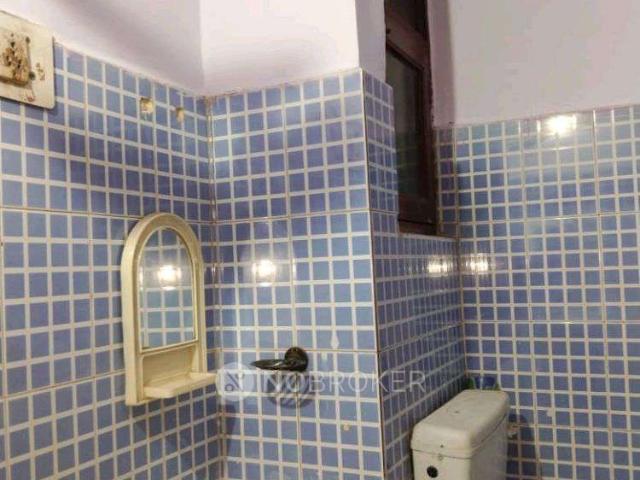 Property for rent in Mayur Vihar, Delhi