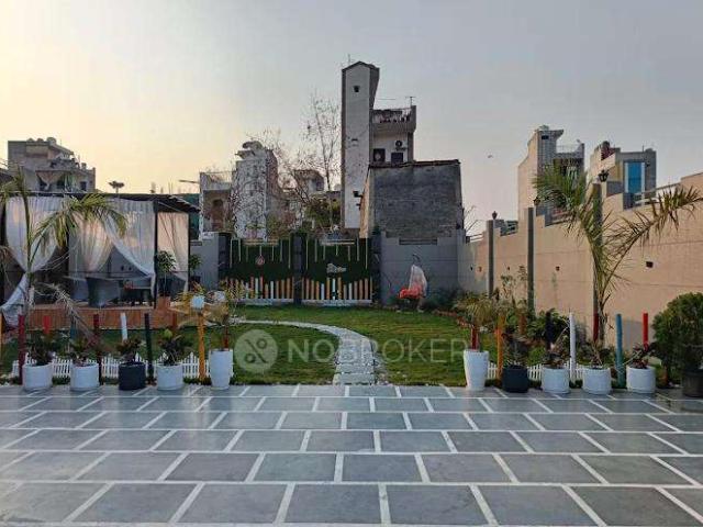 Property for rent in North Delhi, Deri