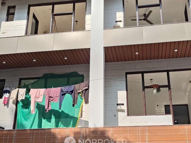 Property for sale in South West Delhi, Deri