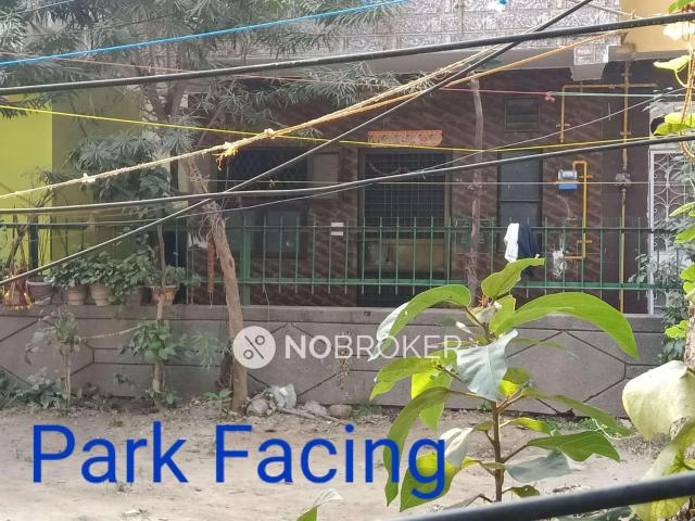 Property for rent in East Delhi, Deri