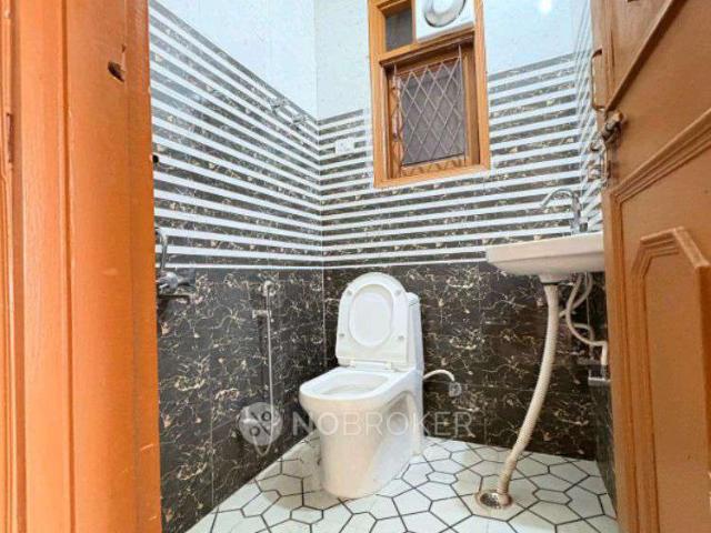 Property for rent in South Delhi, Deri