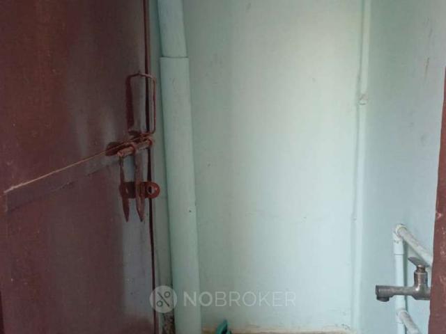 Property for rent in East Delhi, Deri