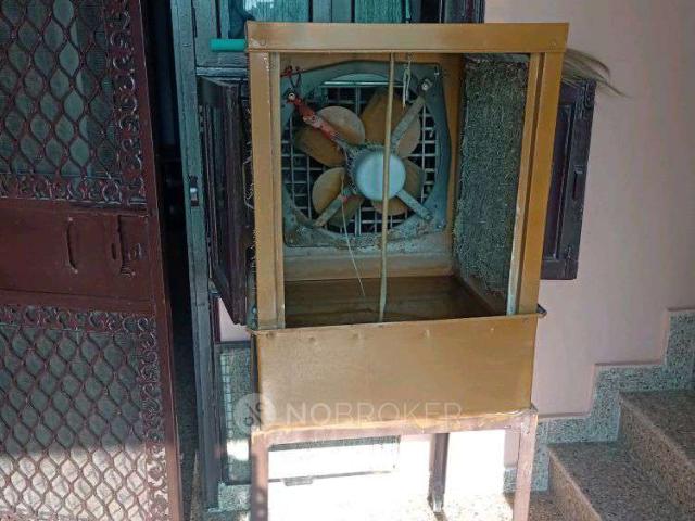 Property for rent in West Delhi, Deri