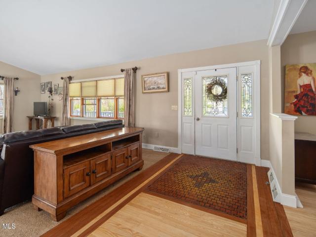 House for sale in Castleton On Hudson, New York