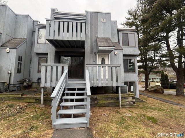 Townhouse for sale in East Haven, Connecticut