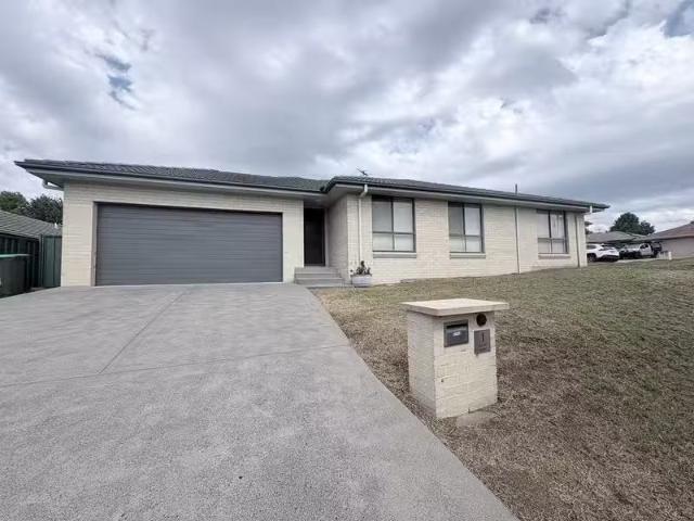 Condo for rent in Muswellbrook, New South Wales