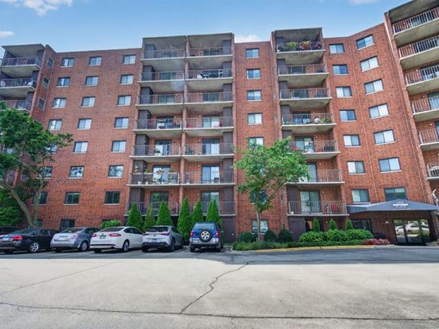 Condo for sale in Bloomingdale, Illinois