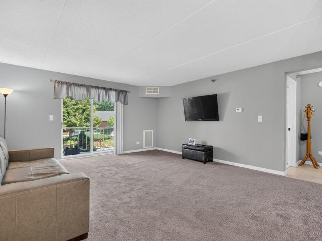 Condo for sale in Bloomingdale, Illinois