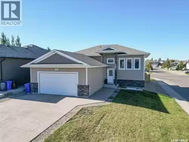 House for sale in Prince Albert, Saskatchewan