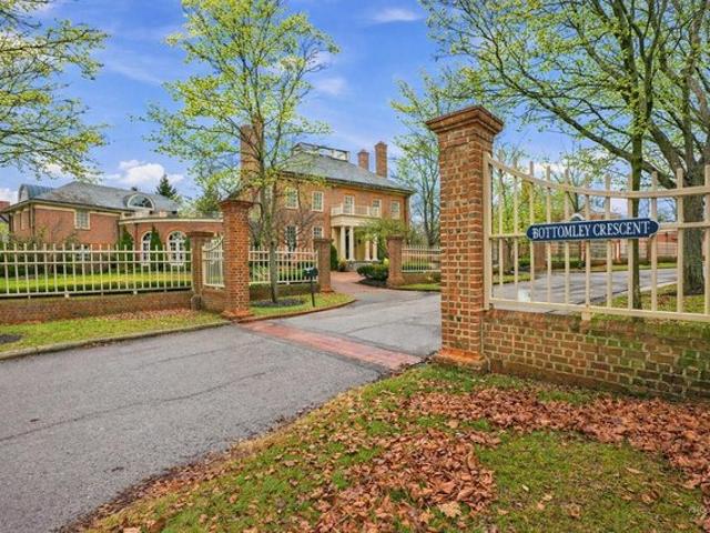 House for sale in New Albany, Ohio