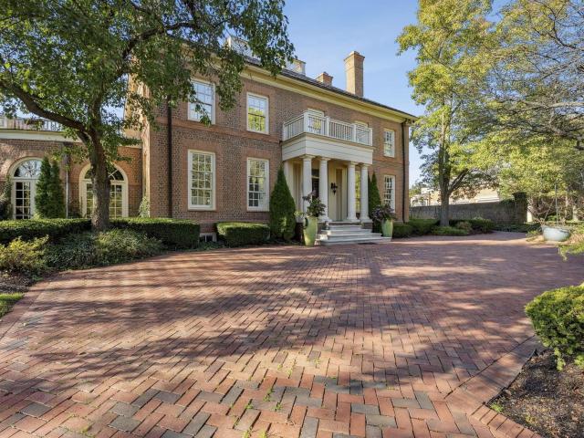House for sale in New Albany, Ohio