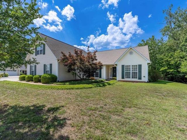 House for sale in Taylors, South Carolina