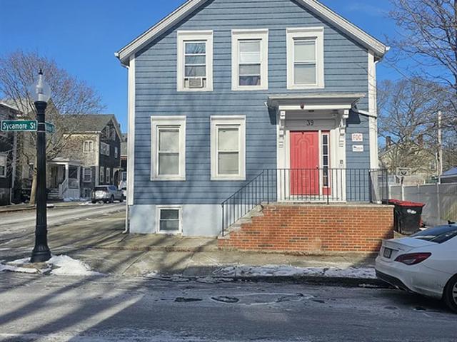 Apartment for rent in Bristol, Massachusetts