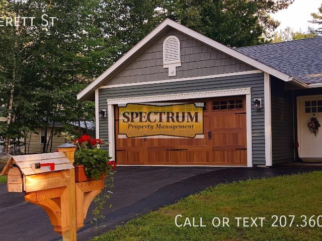Apartment for rent in Oakland, Maine