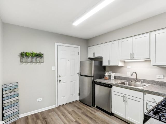 Apartment for rent in Des Plaines, Illinois