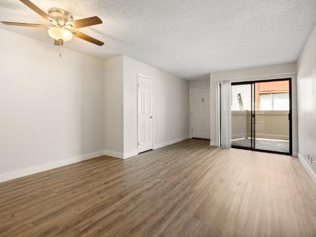 Apartment for rent in Chatsworth Neighborhood Council District, Canoga Park