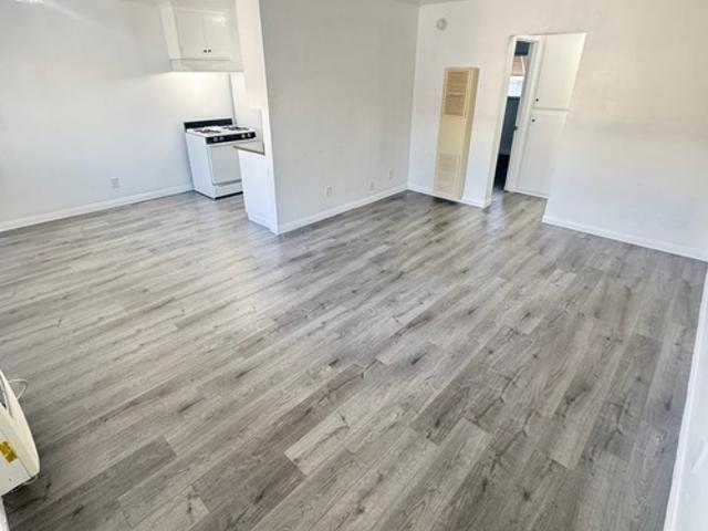 Apartment for rent in Azusa, Los Angeles County