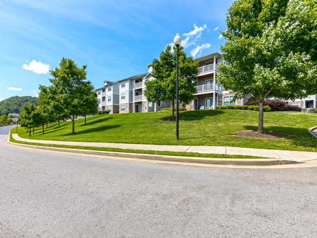 Apartment for rent in Vantage Pointe at Marrowbone Heights, Ashland City