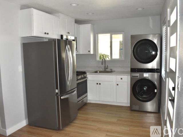 Apartment for rent in Santa Fe Springs, California