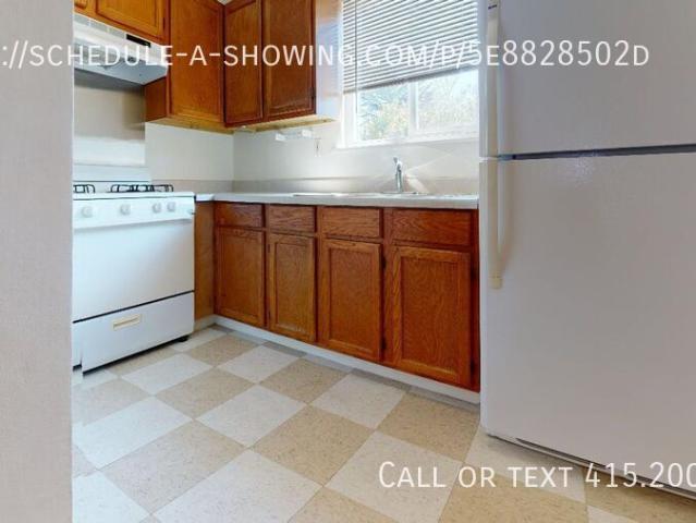 Apartment for rent in Monterey