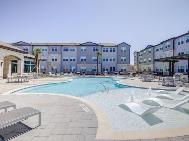 Apartment for rent in Manor