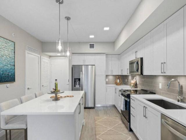 Apartment for rent in Pompano Beach, Florida