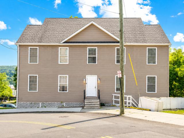Apartment for rent in Bristol, Connecticut