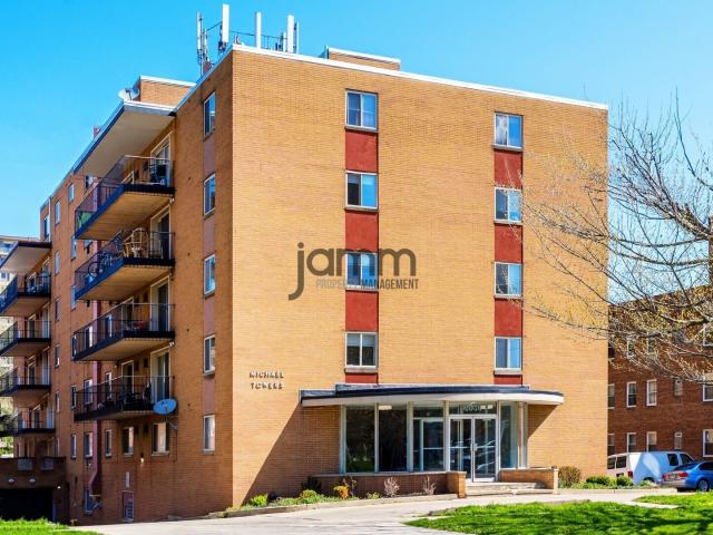 Apartment for rent in Lakewood, Ohio