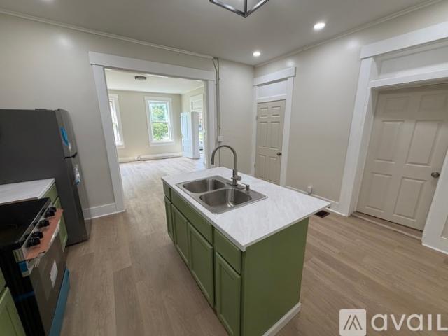 Apartment for rent in Huffman Historic District, Dayton
