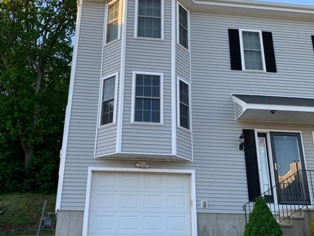 Apartment for rent in Worcester, Massachusetts