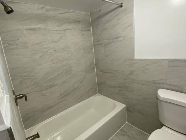 Apartment for rent in Glenwood, New York