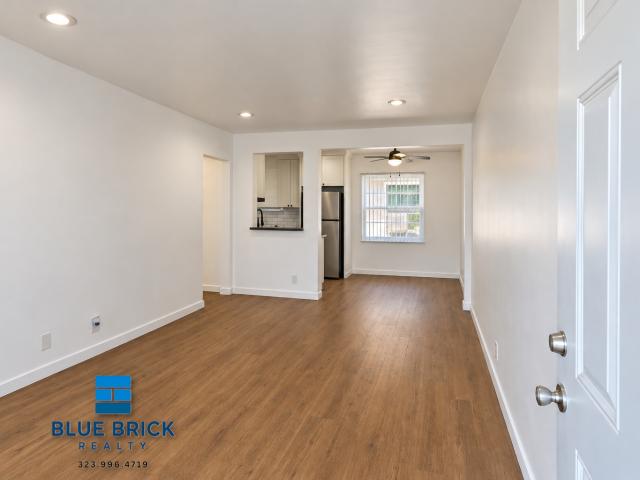 Apartment for rent in Van Nuys Neighborhood Council District, Canoga Park
