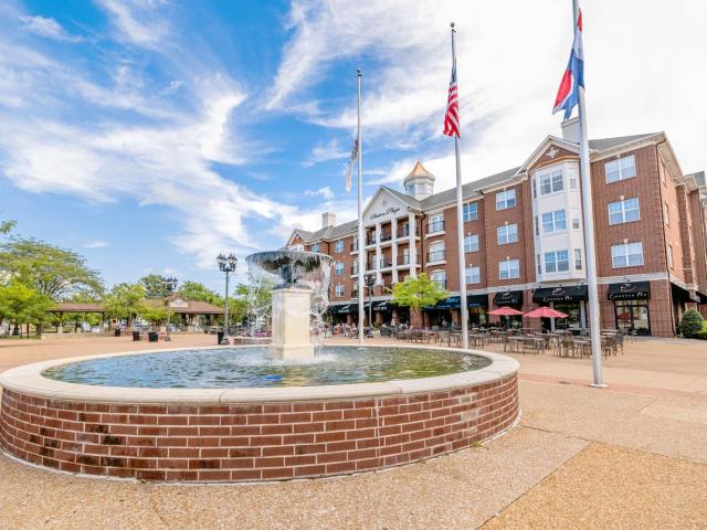 Apartment for rent in Kirkwood, Missouri