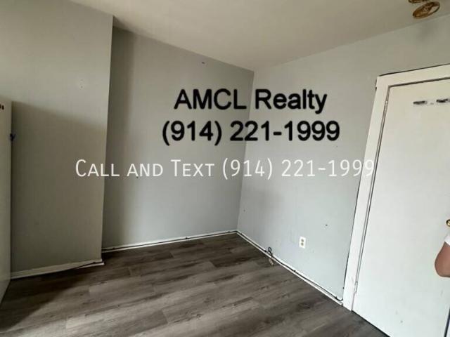 Apartment for rent in Glenwood, New York
