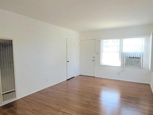 Apartment for rent in Lake Elsinore, California