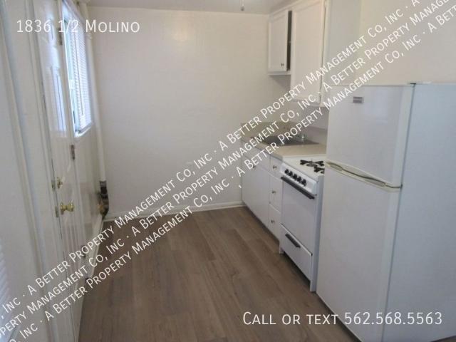 Apartment for rent in Signal Hill, California