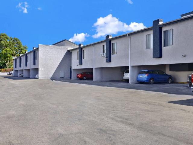 Apartment for rent in Reseda, Reseda