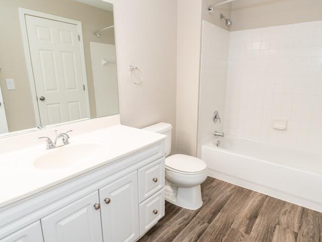 Apartment for rent in Milford